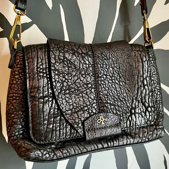 orYANY metallic crossbody - Picture 1 of 5